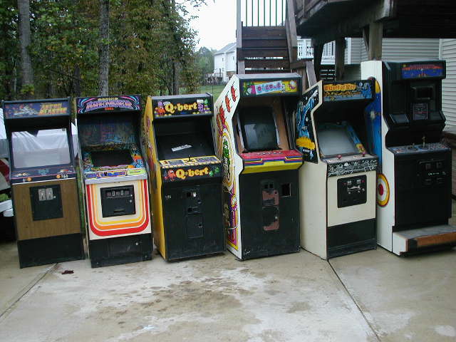 Assorted Arcade Video Games